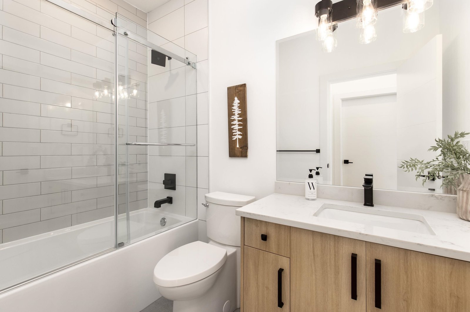 The Alderton - Photo 4